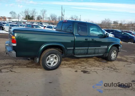 2001 Toyota Tundra Ltd V8 from USA, damaged, VIN 5TBBT48191S176718